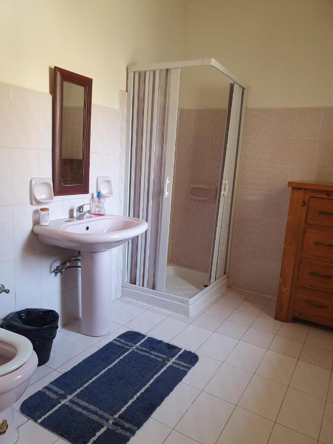 Butts Inn Annex Dormitory Hostel Ghajn il-Kbira  Екстериор снимка