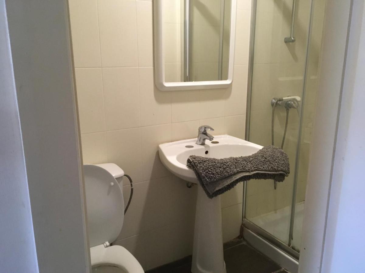Butts Inn Annex Dormitory Hostel Ghajn il-Kbira  Екстериор снимка